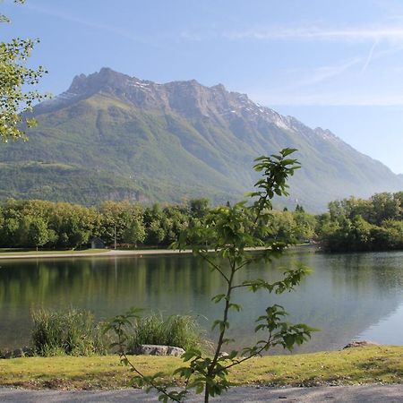 Juste Pour Le Plaisir Bed & Breakfast Saint-Pierre-dʼAlbigny Eksteriør bilde