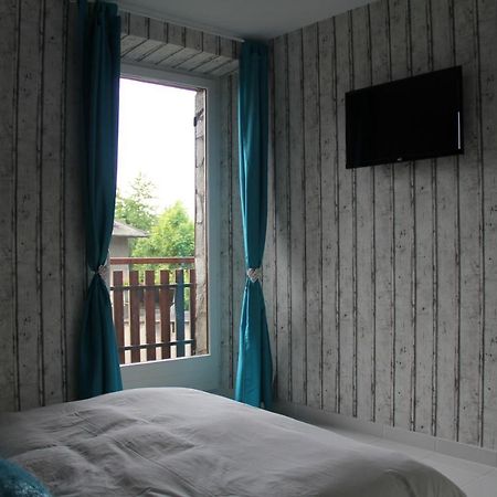 Juste Pour Le Plaisir Bed & Breakfast Saint-Pierre-dʼAlbigny Eksteriør bilde