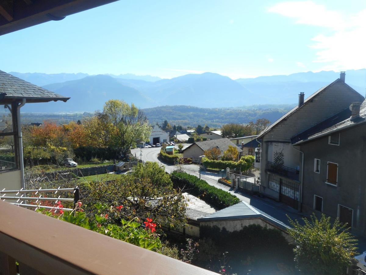Juste Pour Le Plaisir Bed & Breakfast Saint-Pierre-dʼAlbigny Eksteriør bilde